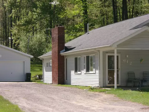 Exterior - 612 Pine, Harrison, MI 48625 photo 12 of 15
