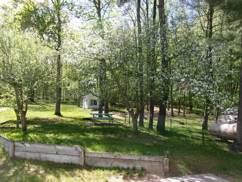 Exterior - 612 Pine, Harrison, MI 48625 photo 5 of 15