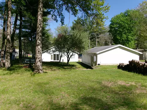 Exterior - 612 Pine, Harrison, MI 48625 photo 3 of 15