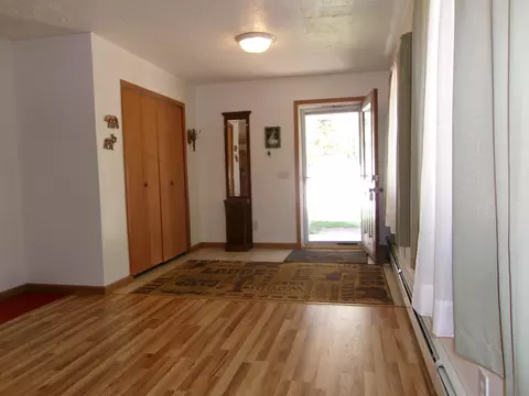 Entry Way - 612 Pine, Harrison, MI 48625 photo 2 of 2
