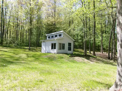 Exterior - 612 Pine, Harrison, MI 48625 photo 9 of 15