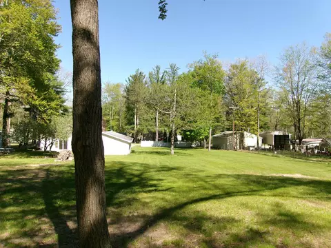 Exterior - 612 Pine, Harrison, MI 48625 photo 7 of 15