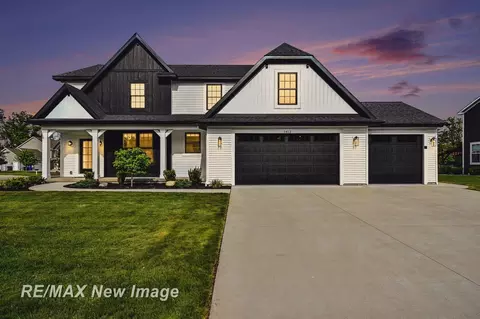 5412 Red Tail, Midland, MI 48642