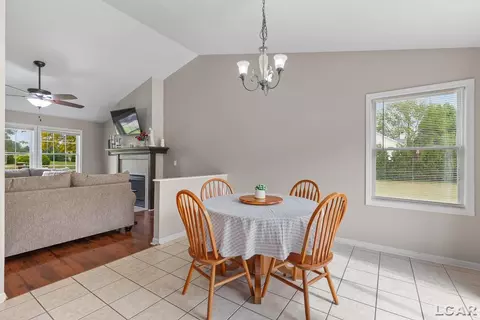 Dining - 6483 Pocklington, Britton, MI 49229 photo 1 of 2