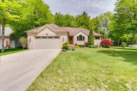 5656 Pine, Kimball, MI 48074