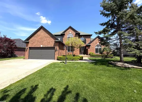53220 Joann Marie, Chesterfield, MI 48047