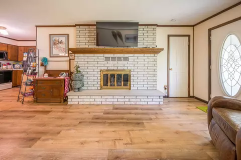Living - 2881 Dean, Harrison, MI 48625 photo 2 of 5