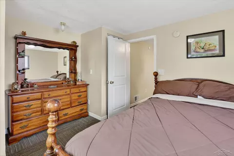 Bedroom - 1861 Park, Sebewaing, MI 48759 photo 2 of 4