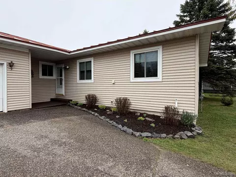 Exterior - 1155 Ninth, Ishpeming, MI 49849 photo 5 of 11