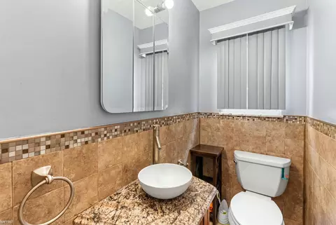 Bath - 3626 Easthampton, Flint, MI 48503 photo 1 of 4