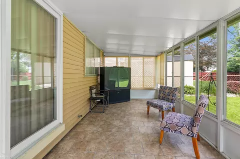 Exterior - 3626 Easthampton, Flint, MI 48503 photo 8 of 11