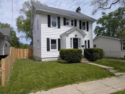 1306 State, Saginaw, MI 48602