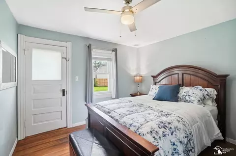 Bedroom - 15592 Cedar, Monroe, MI 48161 photo 1 of 6