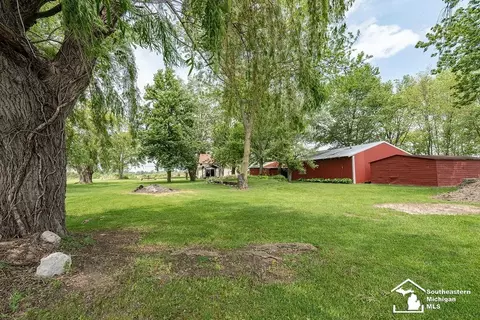 Exterior - 1584 E Newburg, Carleton, MI 48117 photo 8 of 9