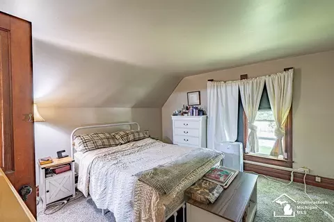 Bedroom - 1584 E Newburg, Carleton, MI 48117 photo 4 of 6