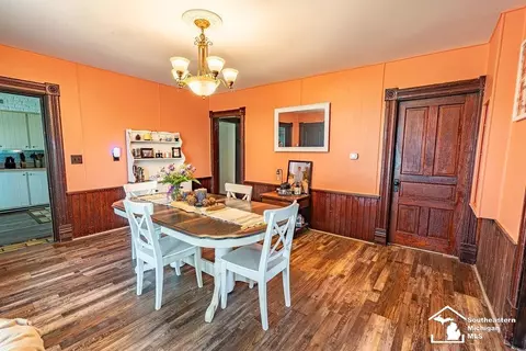 Dining - 1584 E Newburg, Carleton, MI 48117 photo 2 of 3