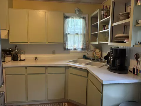Kitchen - 5882 Lakeside, Gladwin, MI 48624 photo 1 of 4