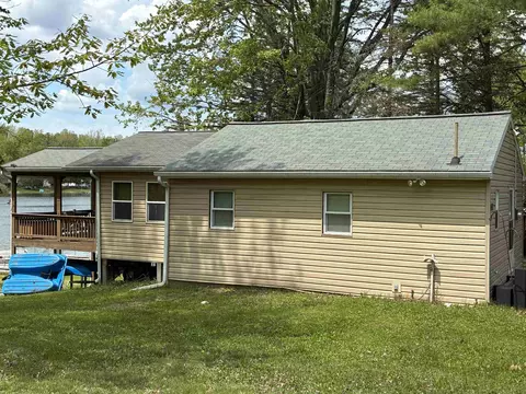 Exterior - 5882 Lakeside, Gladwin, MI 48624 photo 4 of 13