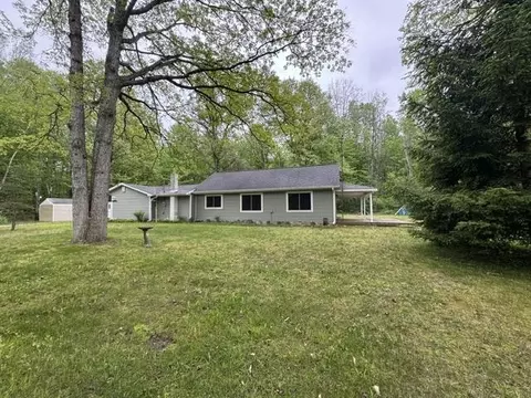 2701 W Chippewa Riv, Midland, MI 48640