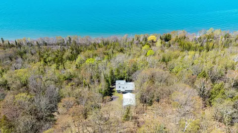 49190 Upper Freda Shrs, Atlantic Mine, MI 49905