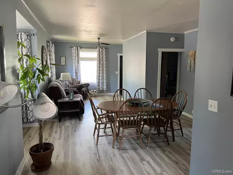 Dining - 702 Wabash, Ishpeming, MI 49849 photo 2 of 3