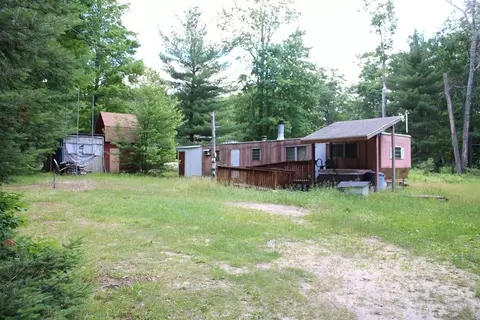 1197 Pineview, Harrison, MI 48625