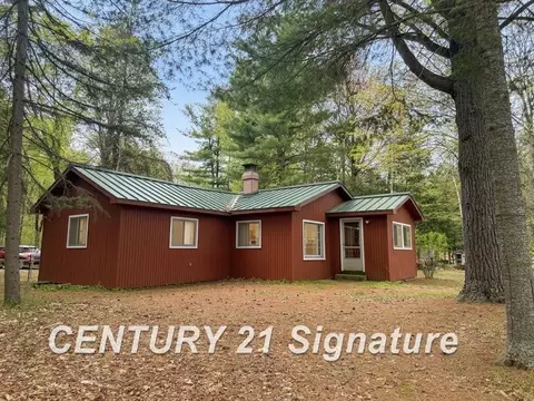 4416 River, Sears, MI 49679