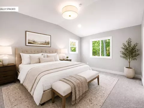 Bedroom - 3203 Fruit, Algonac, MI 48001 photo 4 of 10