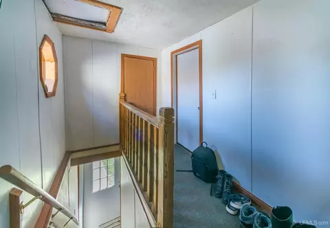 Entry Way - 115 Chestnut, Munising, MI 49862 photo 1 of 1