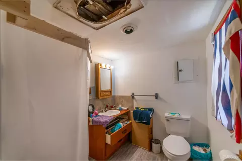 Bath - 115 Chestnut, Munising, MI 49862 photo 1 of 3