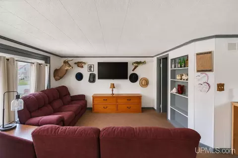Living - 115 Chestnut, Munising, MI 49862 photo 1 of 4