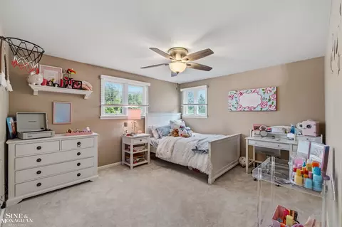 Bedroom - 578 Heather, Grosse Pointe Woods, MI 48236 photo 3 of 9