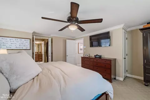 Bedroom - 578 Heather, Grosse Pointe Woods, MI 48236 photo 8 of 9