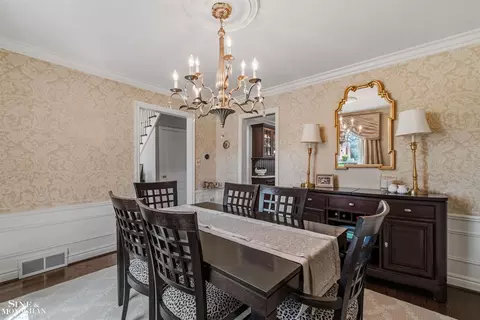 Dining - 578 Heather, Grosse Pointe Woods, MI 48236 photo 3 of 3