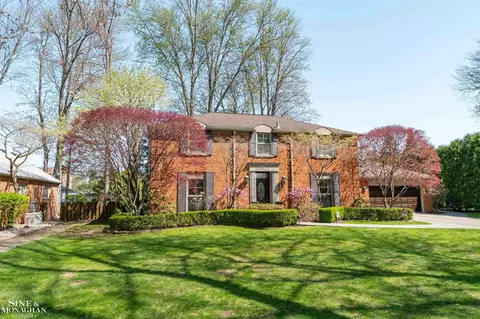 Exterior - 578 Heather, Grosse Pointe Woods, MI 48236 photo 9 of 11
