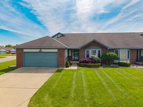 Exterior - 45311 Nottingham, Macomb, MI 48044 photo 2 of 2