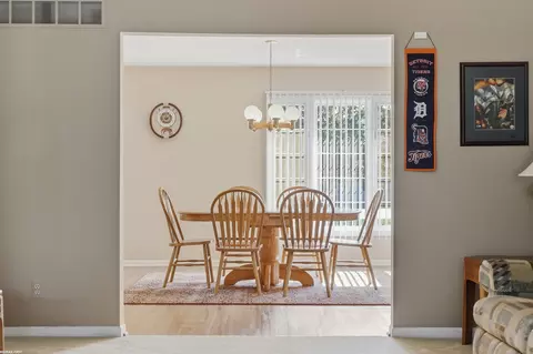 Dining - 45311 Nottingham, Macomb, MI 48044 photo 1 of 2