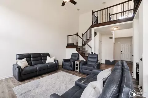 Living - 35793 Concord, Romulus, MI 48174 photo 2 of 2