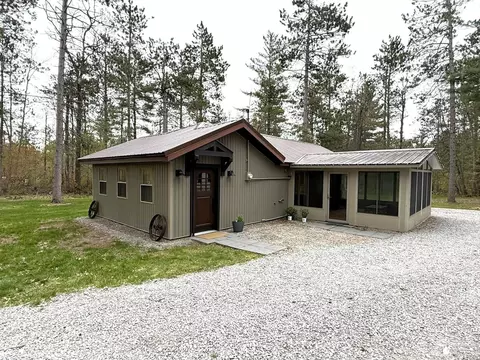 1391 W W Hl, Lewiston, MI 49756