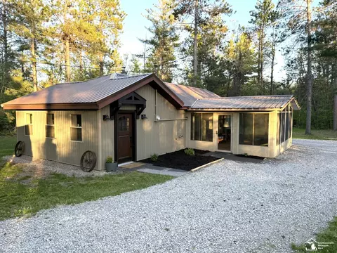 1391 W W Hl, Lewiston, MI 49756