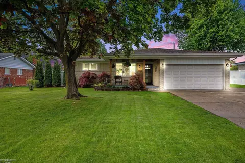 35357 Bobcean, Clinton Township, MI 48035