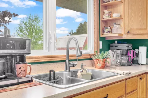 Kitchen - 4394 Deckerville, Deckerville, MI 48427 photo 5 of 5