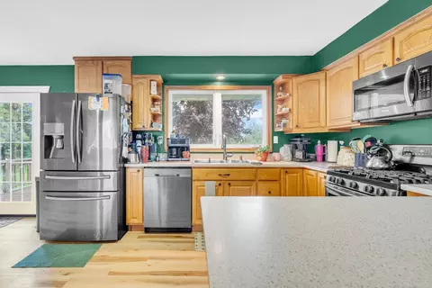 Kitchen - 4394 Deckerville, Deckerville, MI 48427 photo 3 of 5