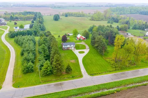 View/Area - 4394 Deckerville, Deckerville, MI 48427 photo 3 of 6