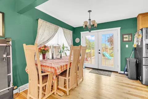 Dining - 4394 Deckerville, Deckerville, MI 48427 photo 1 of 1