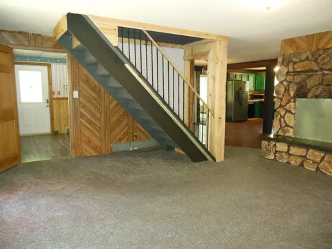 Living - 5871 Edith Schneider, Harrison, MI 48625 photo 4 of 5