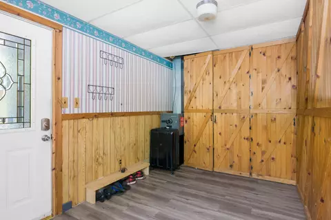Entry Way - 5871 Edith Schneider, Harrison, MI 48625 photo 3 of 4