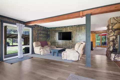 Living - 5871 Edith Schneider, Harrison, MI 48625 photo 1 of 5