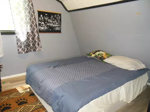 Bedroom - 5871 Edith Schneider, Harrison, MI 48625 photo 7 of 9
