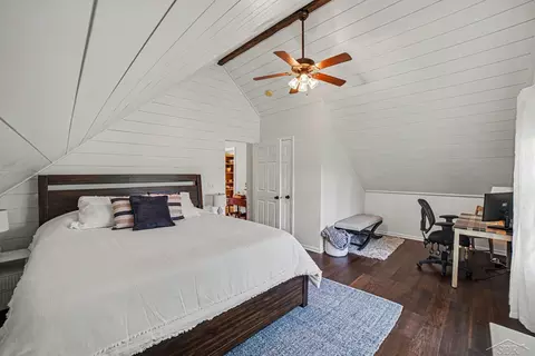 Bedroom - 7620 Beech, Lake, MI 48632 photo 3 of 6